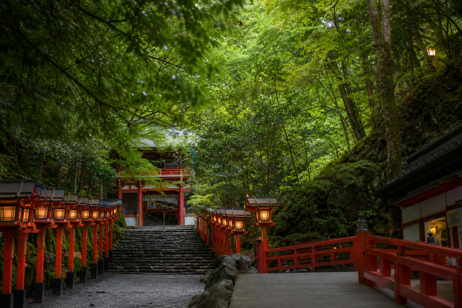 貴船神社の歓迎サインにまつわる体験談は本当?神様に歓迎された人の不思議なエピソードとは?