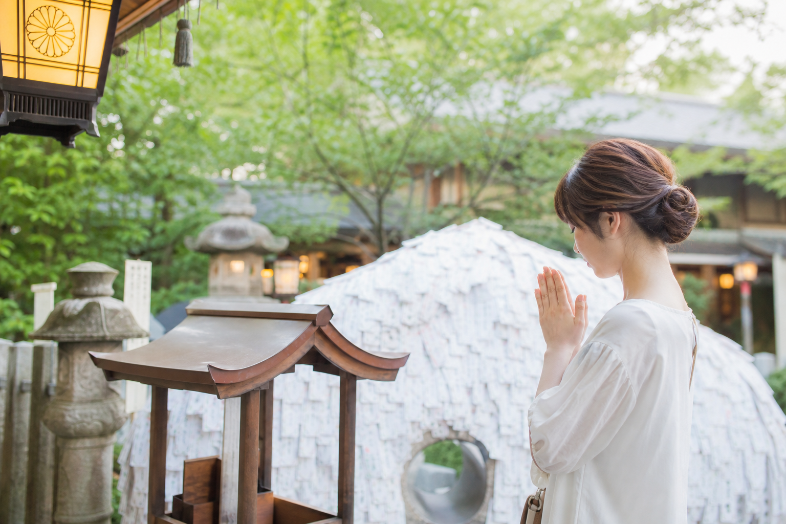 安井金比羅宮の効果が凄すぎる?実際にあった驚きの不思議体験エピソードと正しい参拝の注意点を分かりやすく解説!