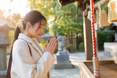 神社参拝後に不思議なことが続いた理由は？ブログで話題の体験談とスピリチュアルな意味を徹底調査！