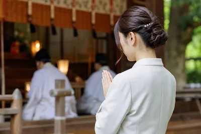 神社のご祈祷でアクセサリーは外すべき？大切な参拝の時に外すべき理由を徹底解説
